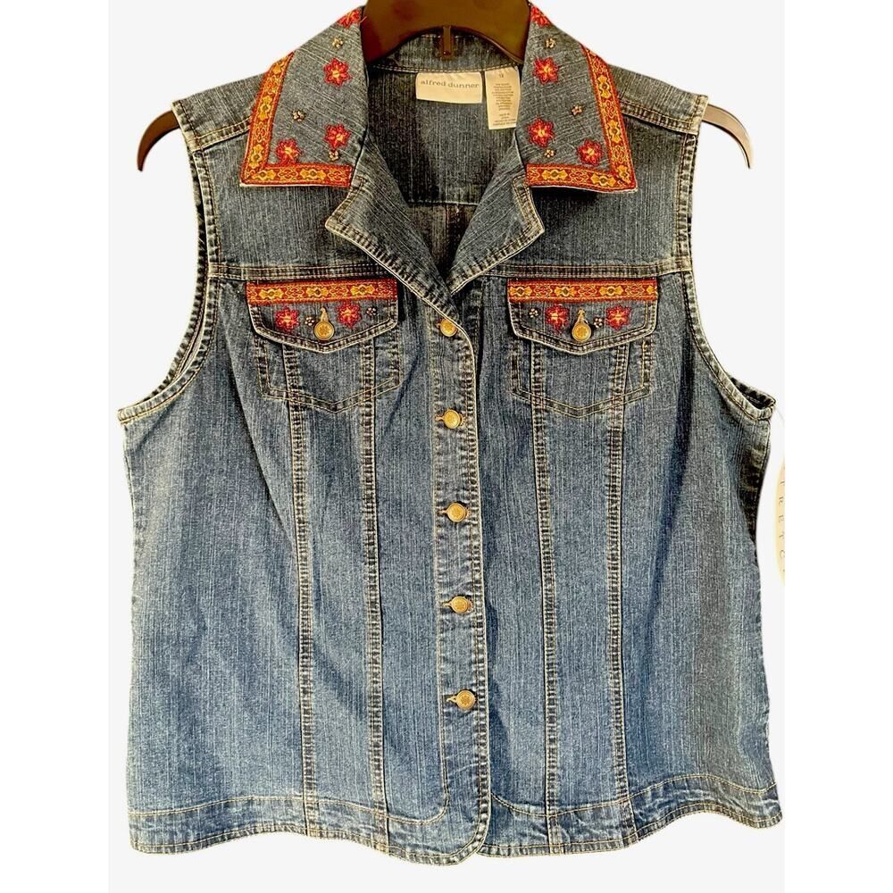 NWT Alfred Dunner Women’s Embellished Denim Vest Size 12